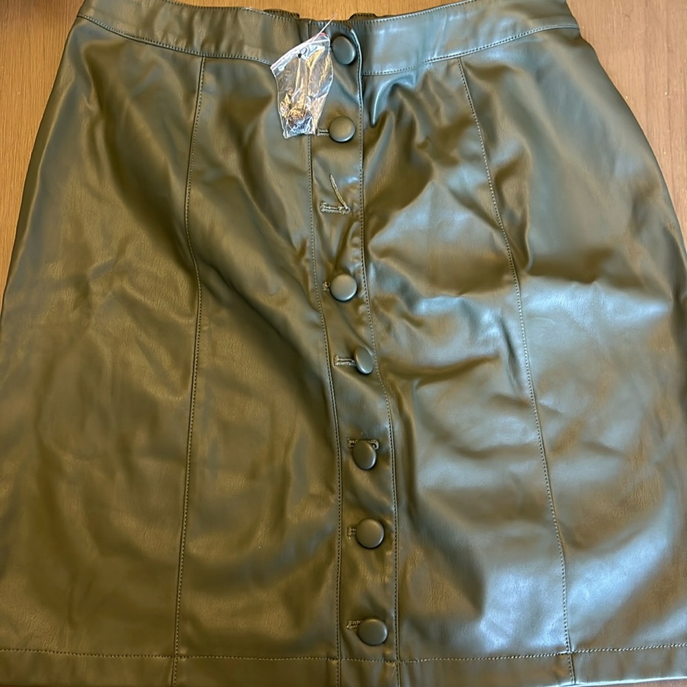 Candance Cameron Bure | Skirt